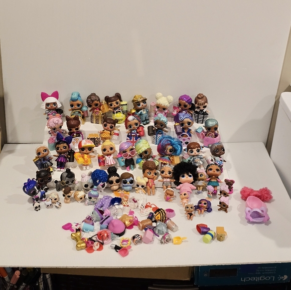 Lol Surprise Doll and Accessories Huge Lot - Picture 12 of 16